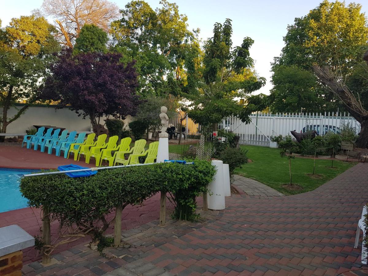 Good 2 Go Guest House Benoni Exterior foto
